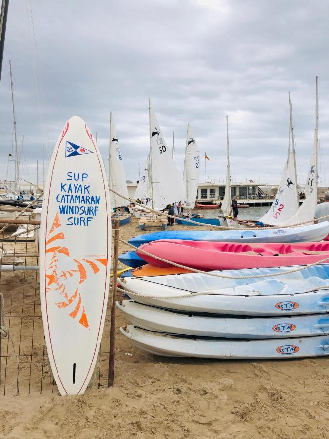 Love Sitges & Beach Exterior photo