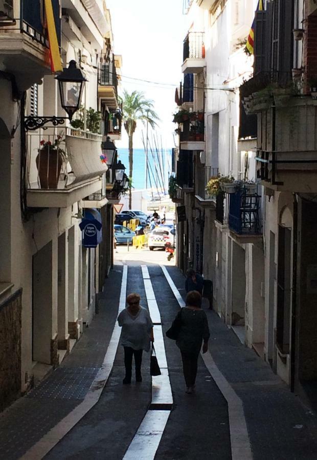 Love Sitges & Beach Exterior photo
